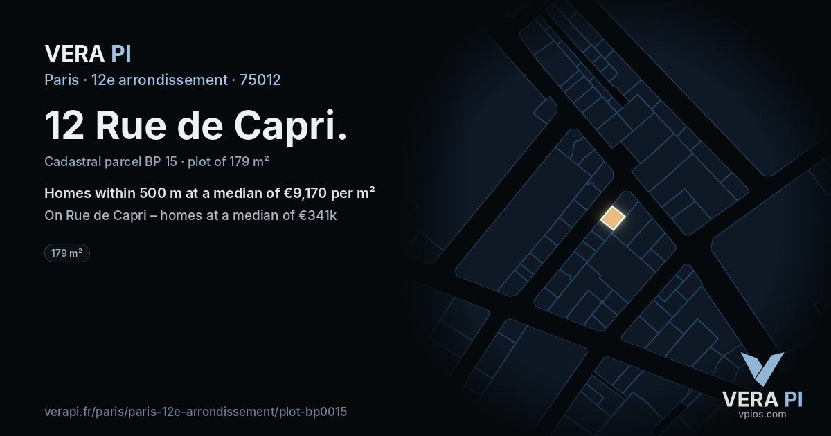 12 Rue de Capri, 12e arrondissement at night – the plot lit, the parcels around coloured by the prices near them