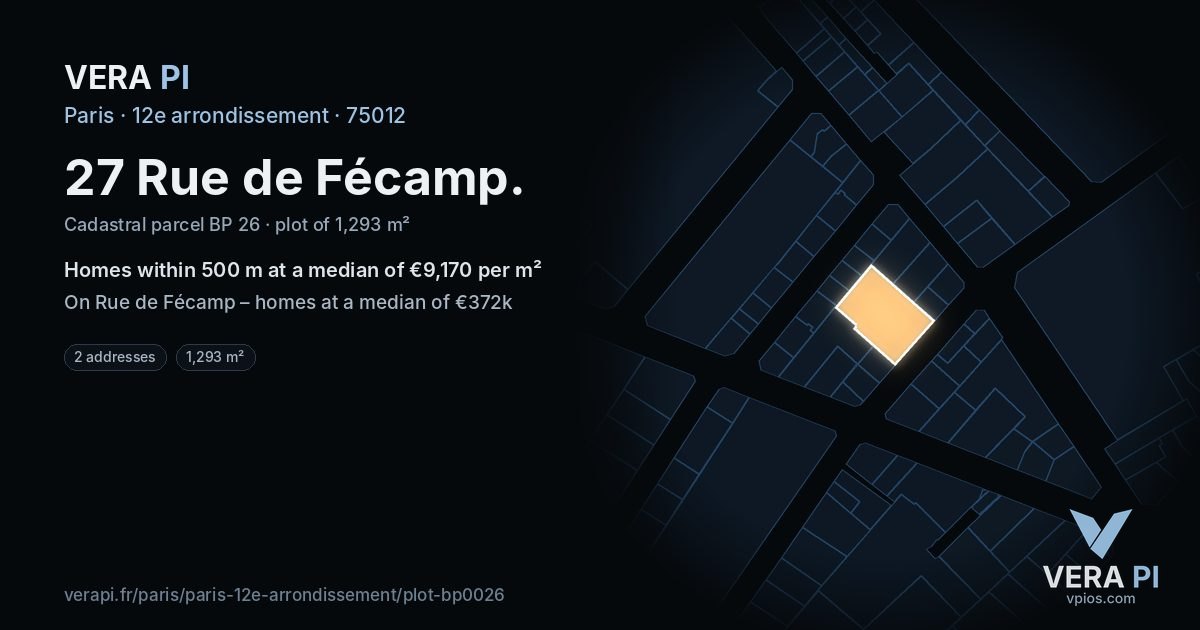 27 Rue de Fécamp, 12e arrondissement at night – the plot lit, the parcels around coloured by the prices near them
