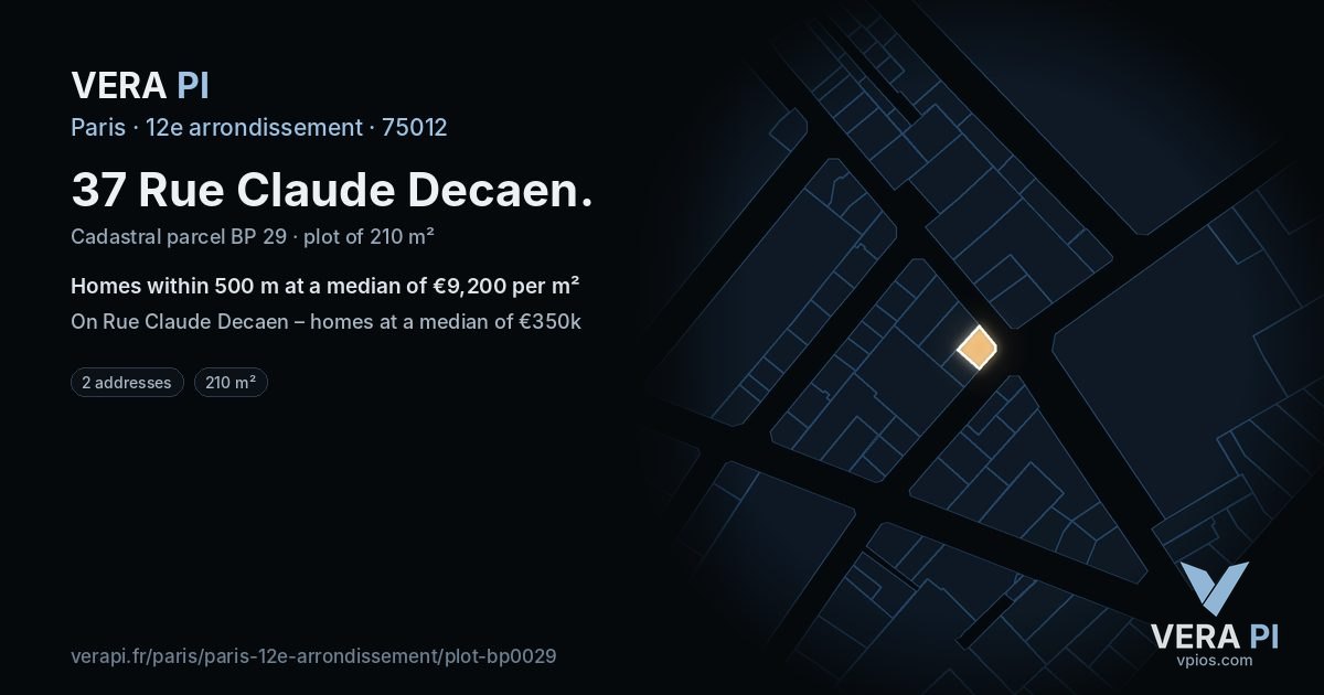 37 Rue Claude Decaen, 12e arrondissement at night – the plot lit, the parcels around coloured by the prices near them
