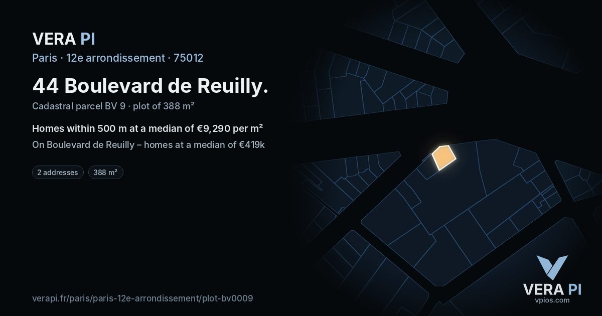 44 Boulevard de Reuilly, 12e arrondissement at night – the plot lit, the parcels around coloured by the prices near them