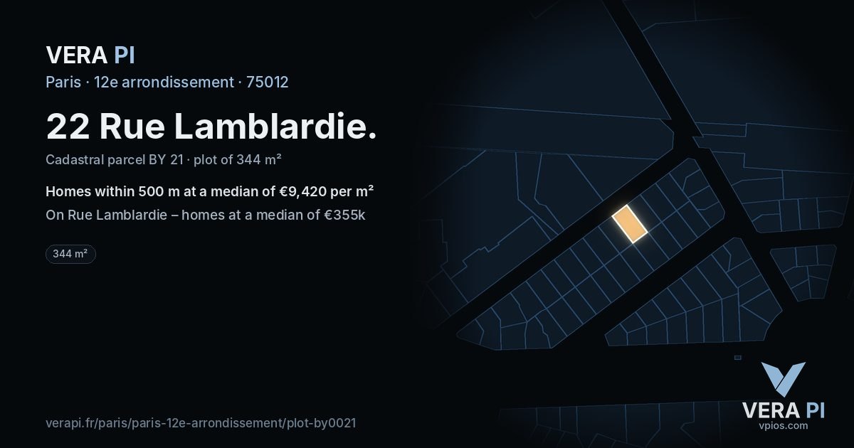 22 Rue Lamblardie, 12e arrondissement at night – the plot lit, the parcels around coloured by the prices near them