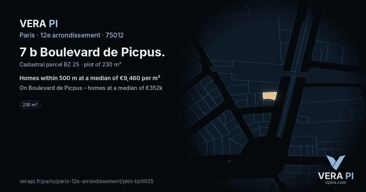 7 b Boulevard de Picpus, 12e arrondissement at night – the plot lit, the parcels around coloured by the prices near them