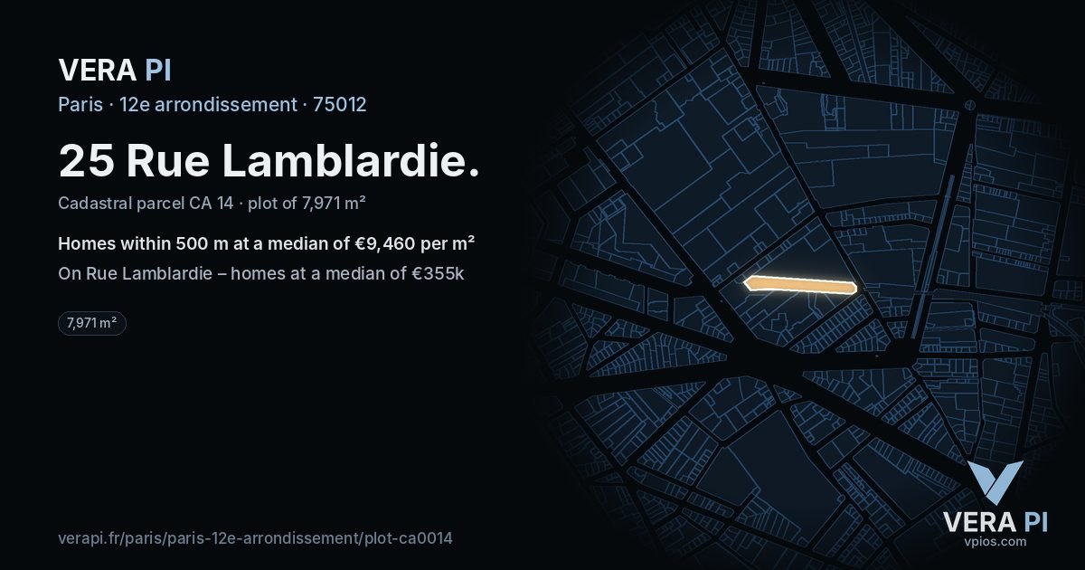 25 Rue Lamblardie, 12e arrondissement at night – the plot lit, the parcels around coloured by the prices near them