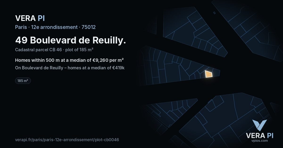 49 Boulevard de Reuilly, 12e arrondissement at night – the plot lit, the parcels around coloured by the prices near them