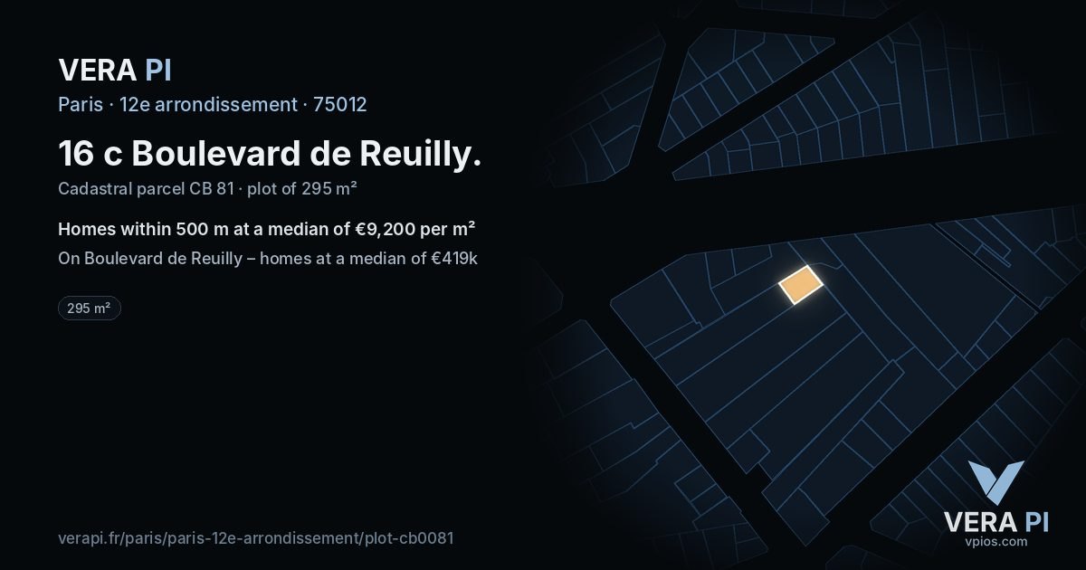 16 c Boulevard de Reuilly, 12e arrondissement at night – the plot lit, the parcels around coloured by the prices near them