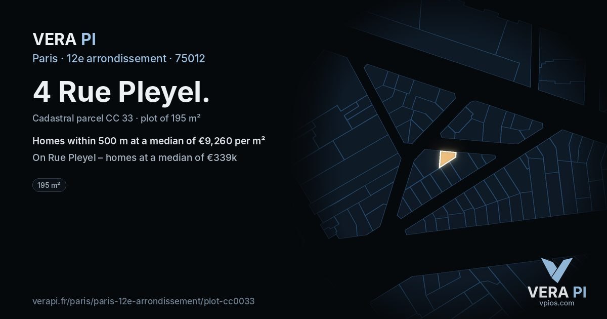 4 Rue Pleyel, 12e arrondissement at night – the plot lit, the parcels around coloured by the prices near them