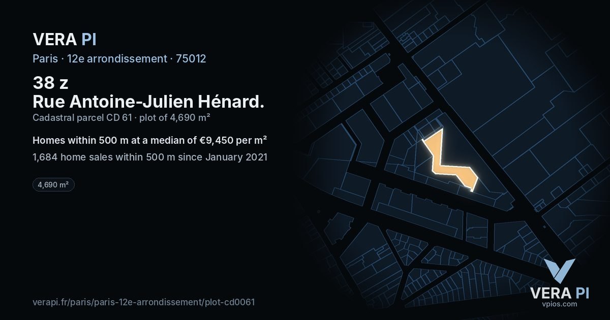 38 z Rue Antoine-Julien Hénard, 12e arrondissement at night – the plot lit, the parcels around coloured by the prices near them