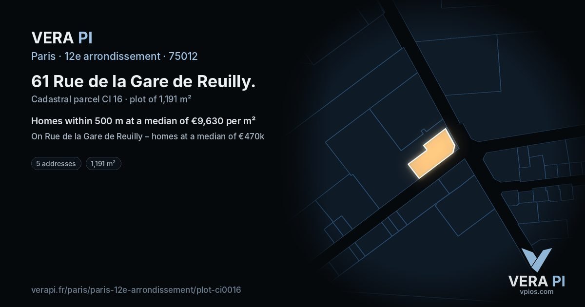 61 Rue de la Gare de Reuilly, 12e arrondissement at night – the plot lit, the parcels around coloured by the prices near them