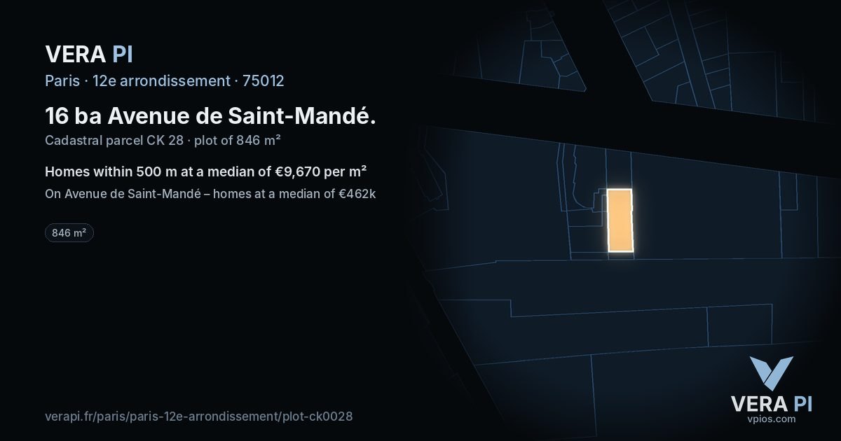16 ba Avenue de Saint-Mandé, 12e arrondissement at night – the plot lit, the parcels around coloured by the prices near them
