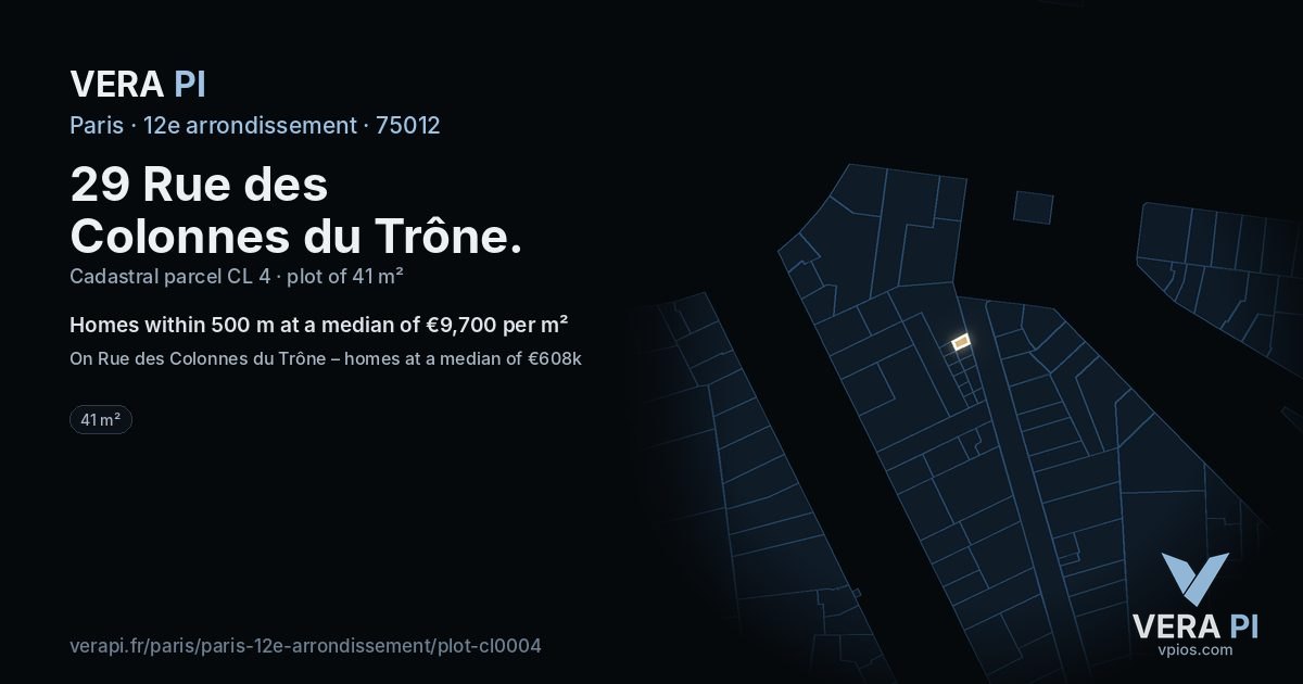29 Rue des Colonnes du Trône, 12e arrondissement at night – the plot lit, the parcels around coloured by the prices near them