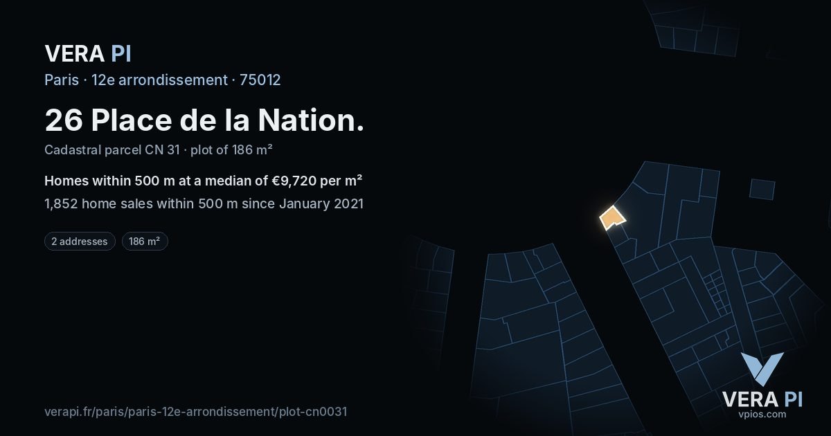 26 Place de la Nation, 12e arrondissement at night – the plot lit, the parcels around coloured by the prices near them