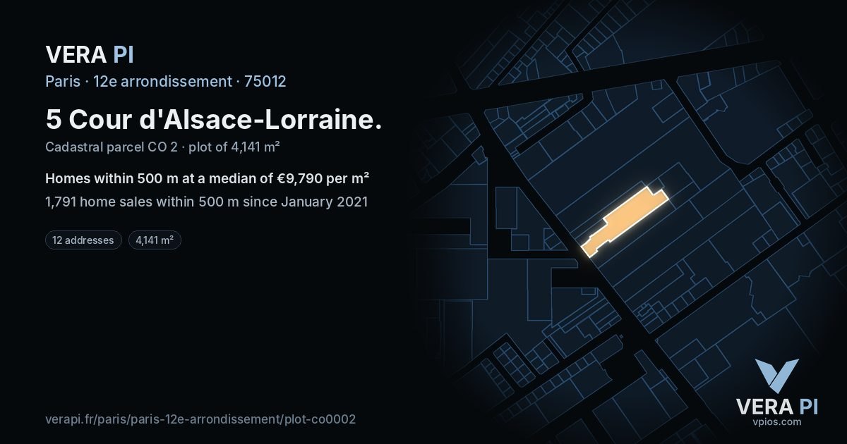 5 Cour d'Alsace-Lorraine, 12e arrondissement at night – the plot lit, the parcels around coloured by the prices near them