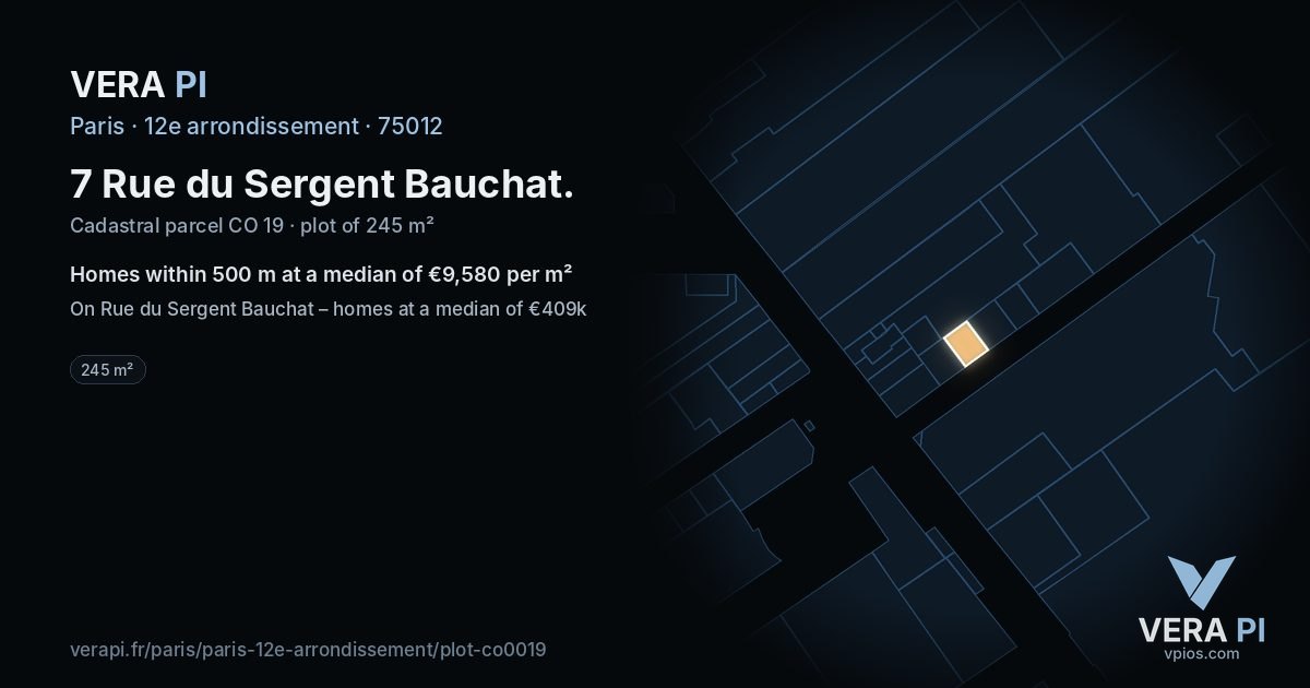 7 Rue du Sergent Bauchat, 12e arrondissement at night – the plot lit, the parcels around coloured by the prices near them