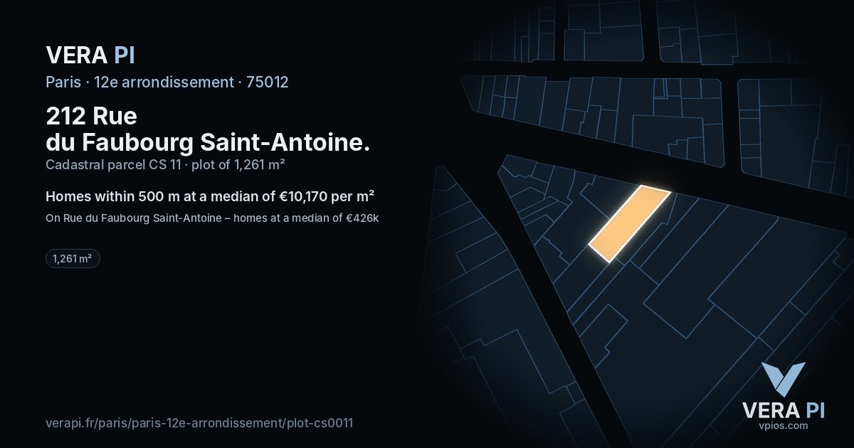 212 Rue du Faubourg Saint-Antoine, 12e arrondissement at night – the plot lit, the parcels around coloured by the prices near them