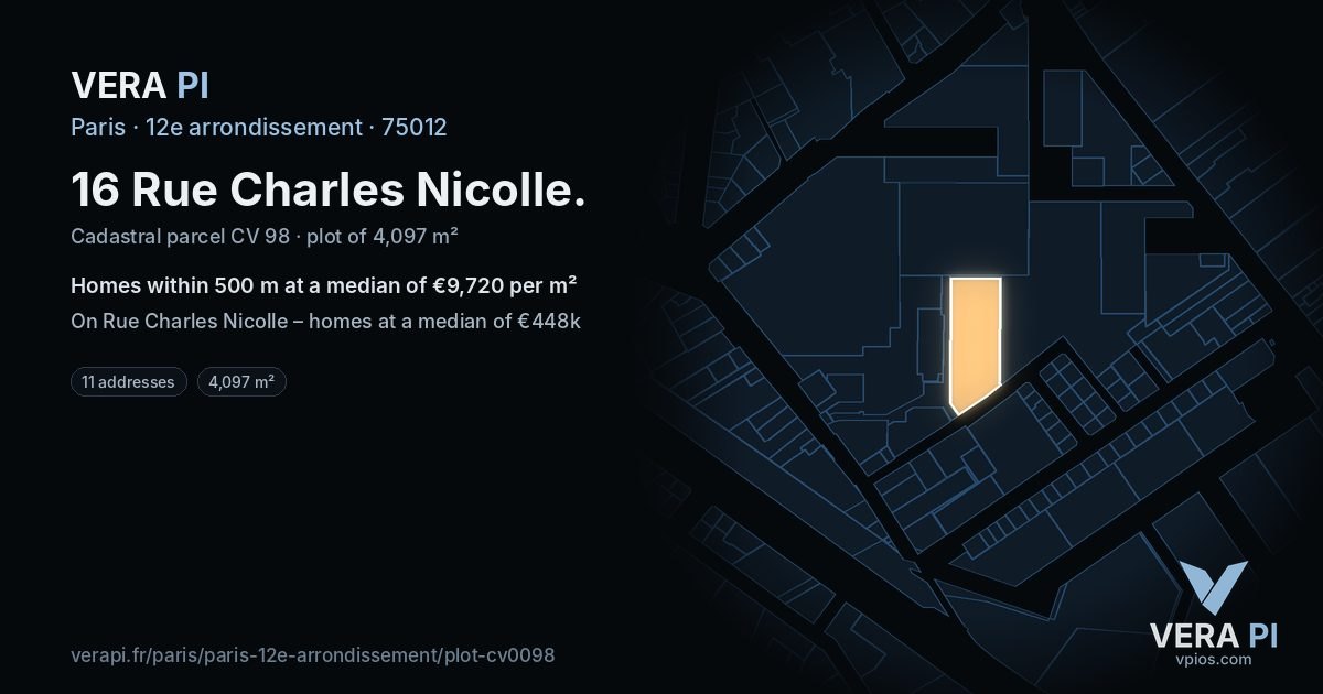 16 Rue Charles Nicolle, 12e arrondissement at night – the plot lit, the parcels around coloured by the prices near them