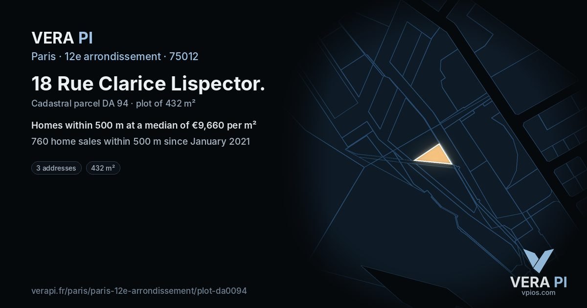 18 Rue Clarice Lispector, 12e arrondissement at night – the plot lit, the parcels around coloured by the prices near them