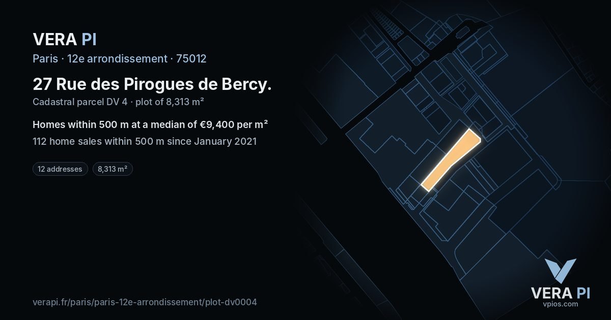 27 Rue des Pirogues de Bercy, 12e arrondissement at night – the plot lit, the parcels around coloured by the prices near them