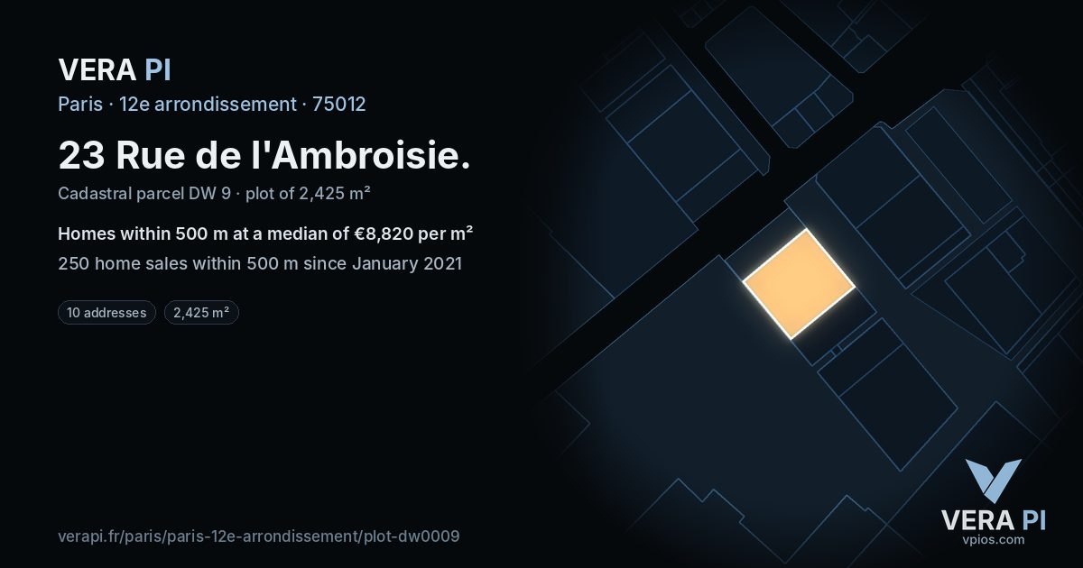 23 Rue de l'Ambroisie, 12e arrondissement at night – the plot lit, the parcels around coloured by the prices near them