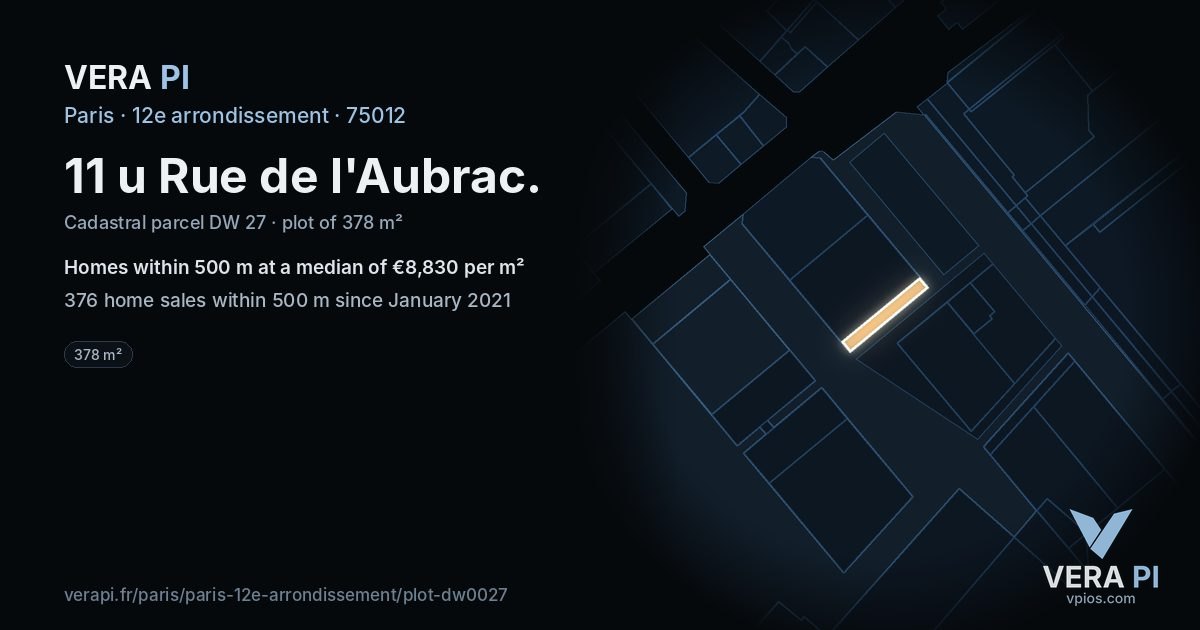 11 u Rue de l'Aubrac, 12e arrondissement at night – the plot lit, the parcels around coloured by the prices near them