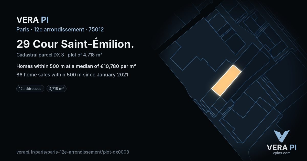 29 Cour Saint-Émilion, 12e arrondissement at night – the plot lit, the parcels around coloured by the prices near them