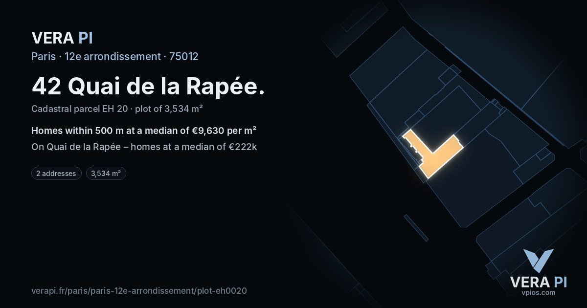 42 Quai de la Rapée, 12e arrondissement at night – the plot lit, the parcels around coloured by the prices near them