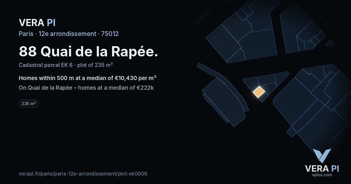 88 Quai de la Rapée, 12e arrondissement at night – the plot lit, the parcels around coloured by the prices near them