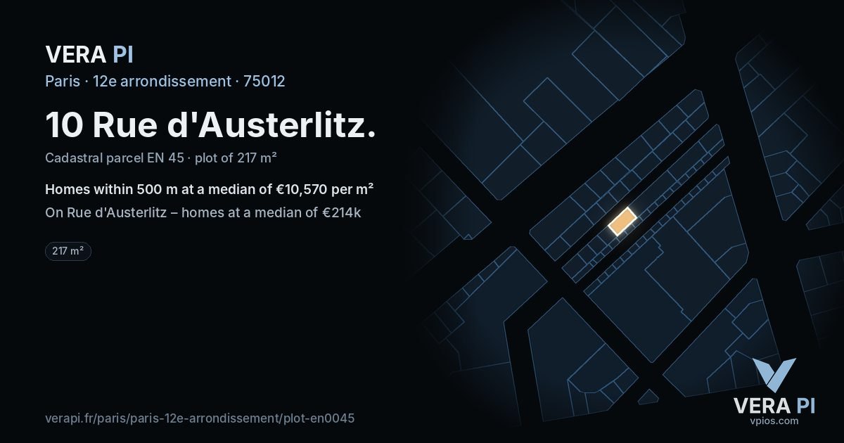 10 Rue d'Austerlitz, 12e arrondissement at night – the plot lit, the parcels around coloured by the prices near them