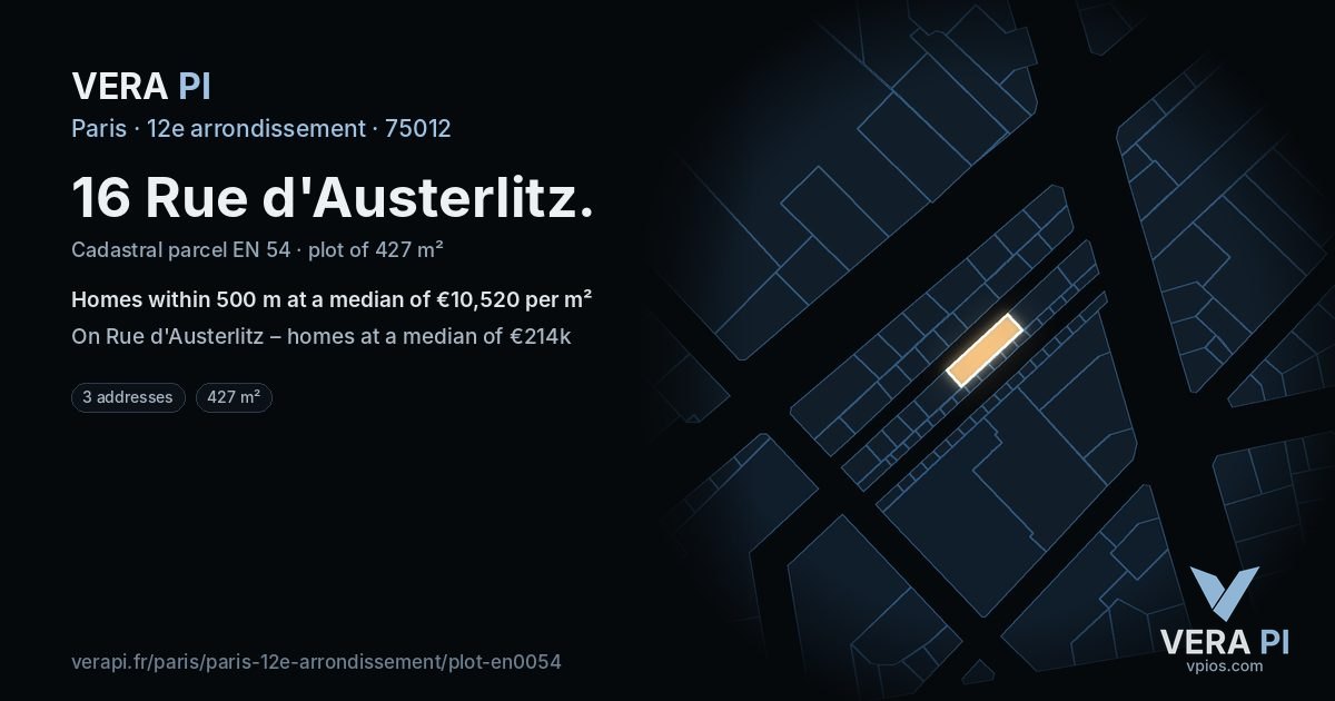 16 Rue d'Austerlitz, 12e arrondissement at night – the plot lit, the parcels around coloured by the prices near them