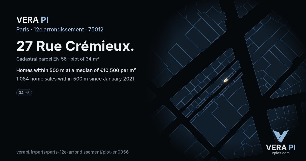 27 Rue Crémieux, 12e arrondissement at night – the plot lit, the parcels around coloured by the prices near them