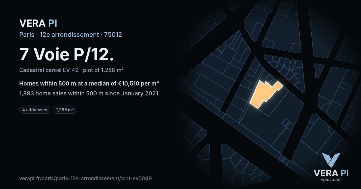 7 Voie P/12, 12e arrondissement at night – the plot lit, the parcels around coloured by the prices near them