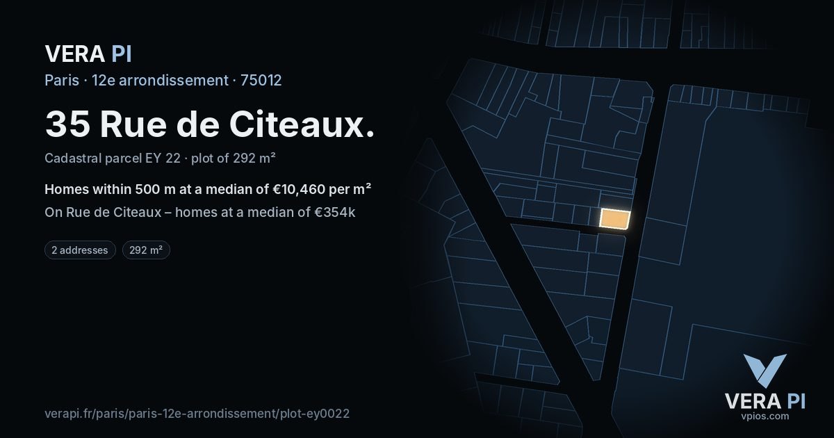 35 Rue de Citeaux, 12e arrondissement at night – the plot lit, the parcels around coloured by the prices near them