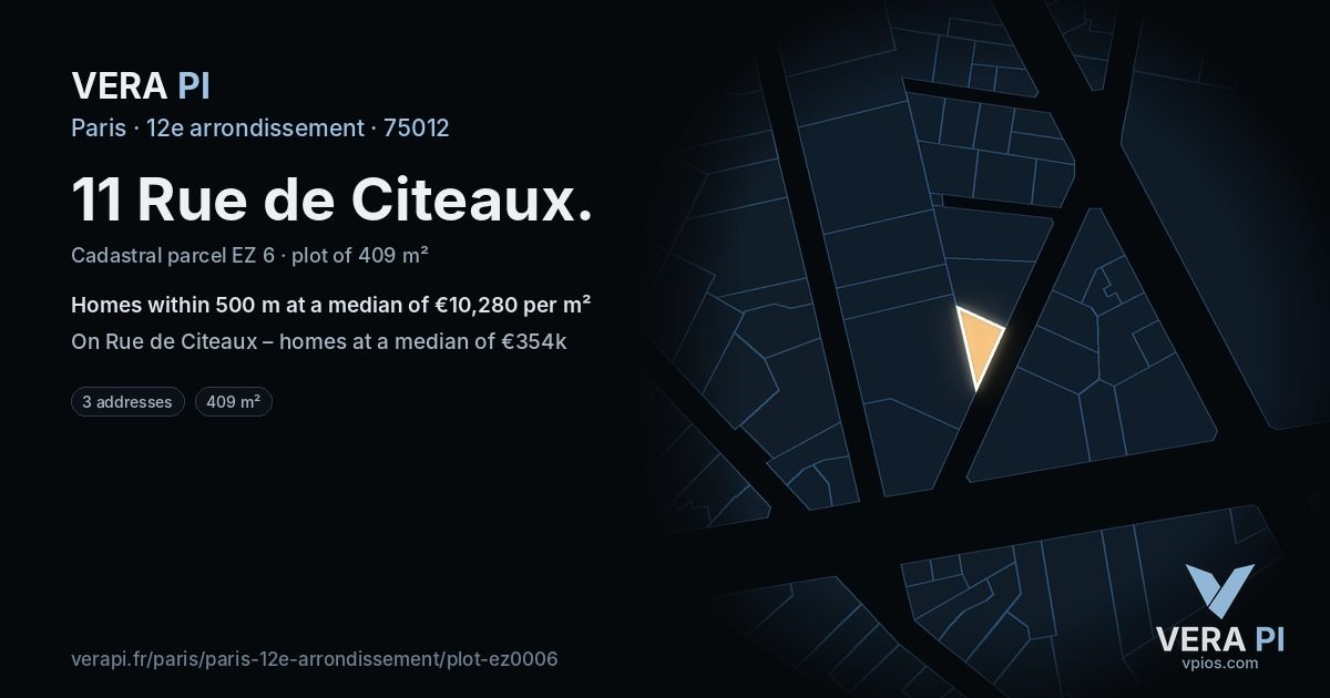 11 Rue de Citeaux, 12e arrondissement at night – the plot lit, the parcels around coloured by the prices near them