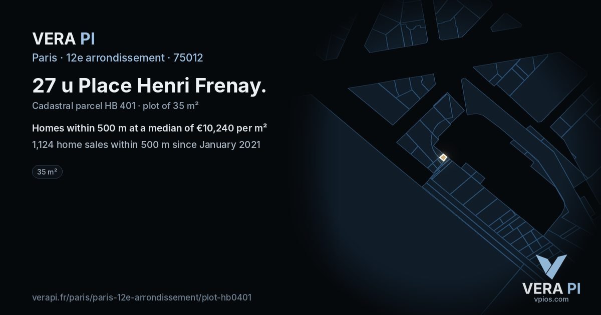 27 u Place Henri Frenay, 12e arrondissement at night – the plot lit, the parcels around coloured by the prices near them