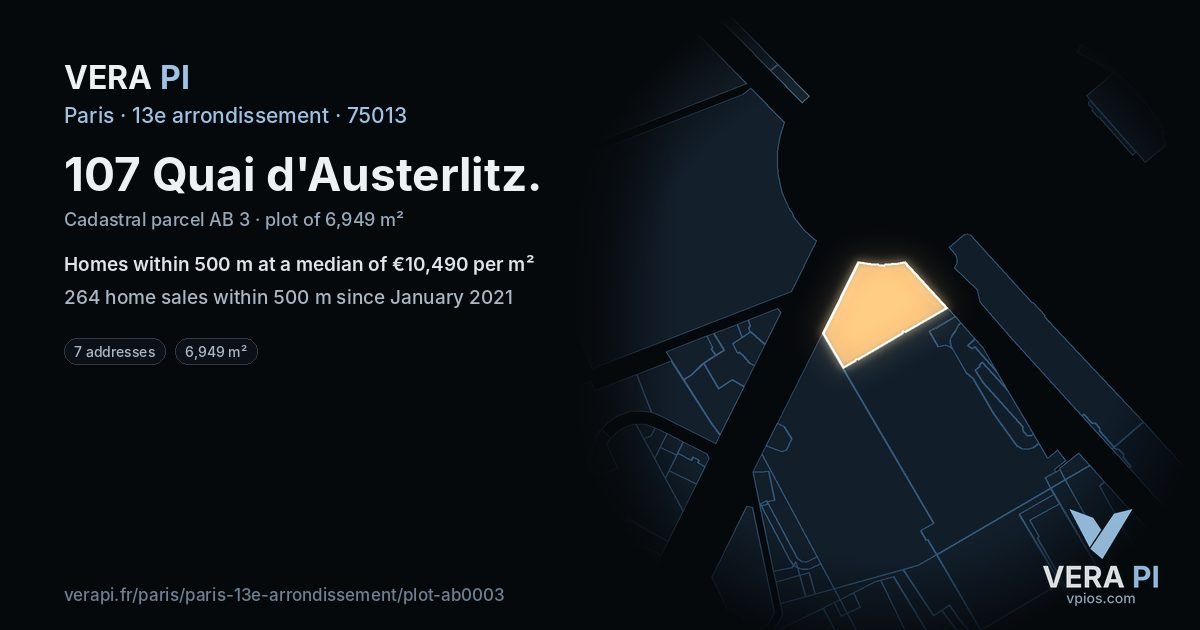 107 Quai d'Austerlitz, 13e arrondissement at night – the plot lit, the parcels around coloured by the prices near them