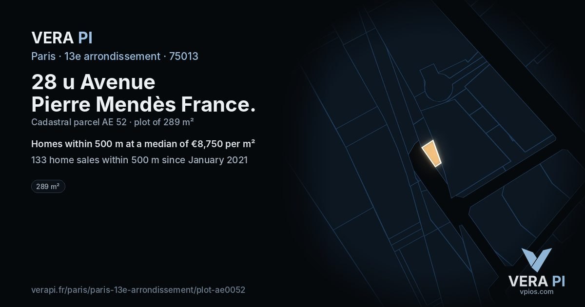 28 u Avenue Pierre Mendès France, 13e arrondissement at night – the plot lit, the parcels around coloured by the prices near them