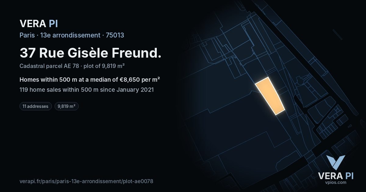 37 Rue Gisèle Freund, 13e arrondissement at night – the plot lit, the parcels around coloured by the prices near them