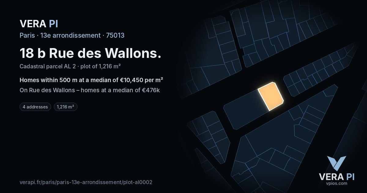 18 b Rue des Wallons, 13e arrondissement at night – the plot lit, the parcels around coloured by the prices near them