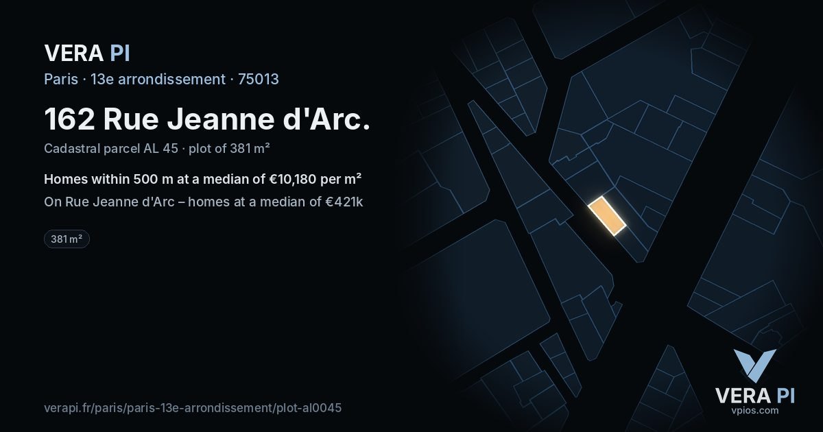 162 Rue Jeanne d'Arc, 13e arrondissement at night – the plot lit, the parcels around coloured by the prices near them