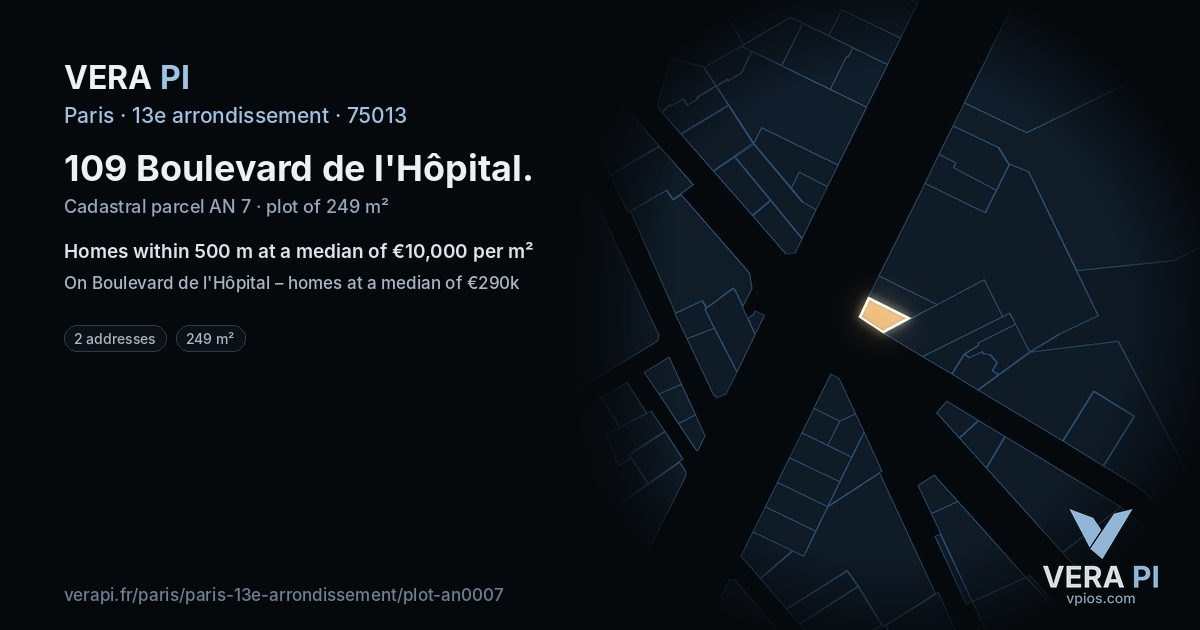 109 Boulevard de l'Hôpital, 13e arrondissement at night – the plot lit, the parcels around coloured by the prices near them