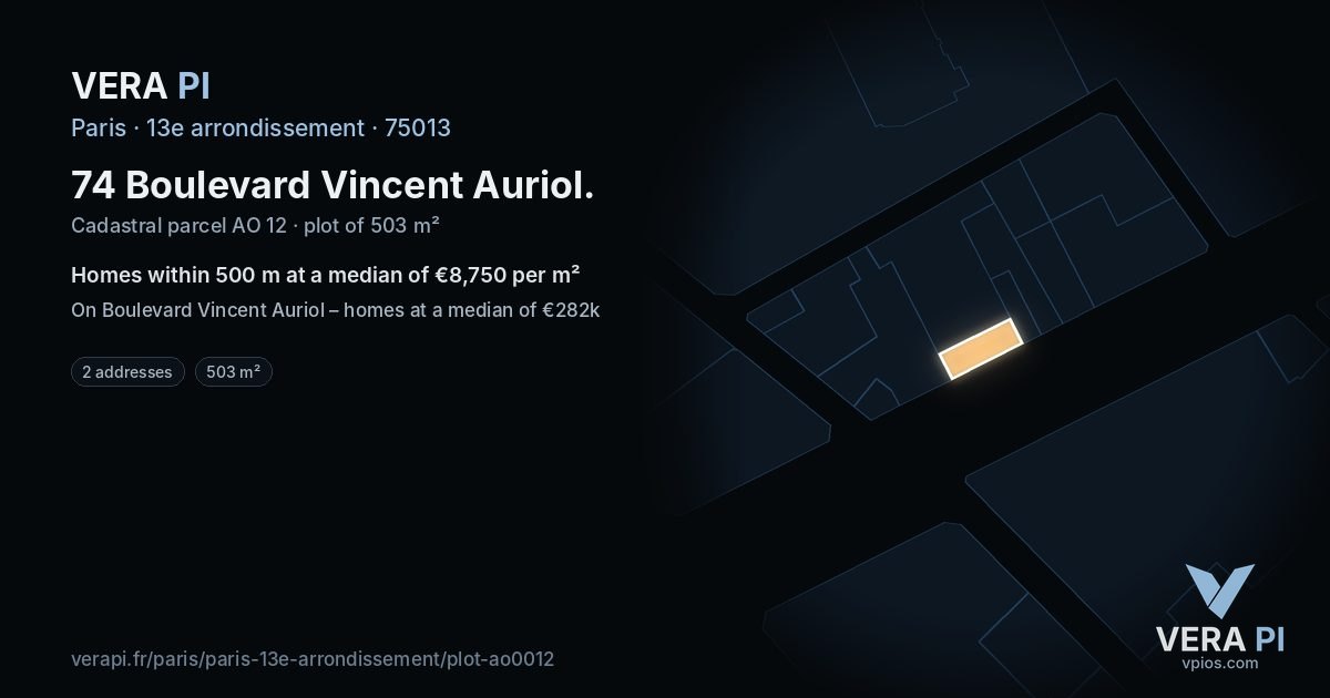 74 Boulevard Vincent Auriol, 13e arrondissement at night – the plot lit, the parcels around coloured by the prices near them
