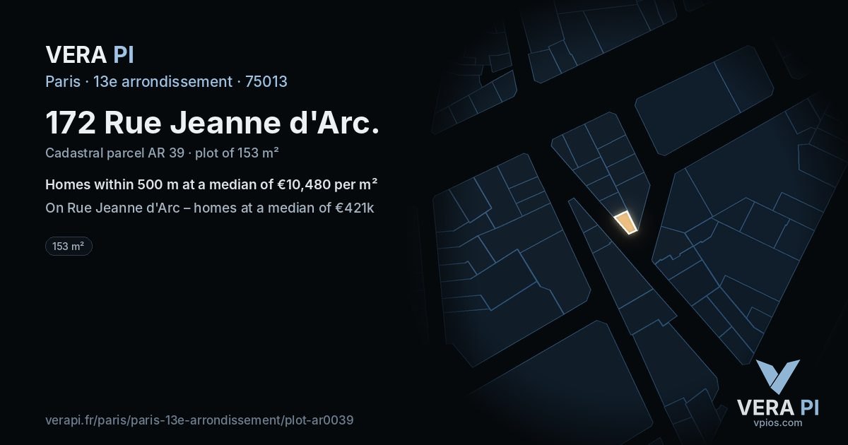 172 Rue Jeanne d'Arc, 13e arrondissement at night – the plot lit, the parcels around coloured by the prices near them
