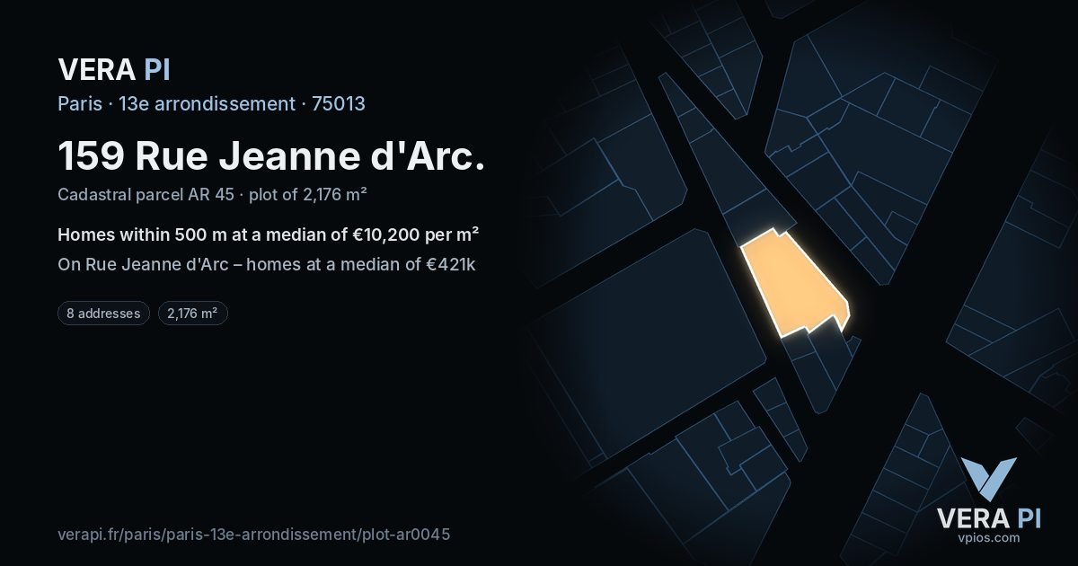 159 Rue Jeanne d'Arc, 13e arrondissement at night – the plot lit, the parcels around coloured by the prices near them