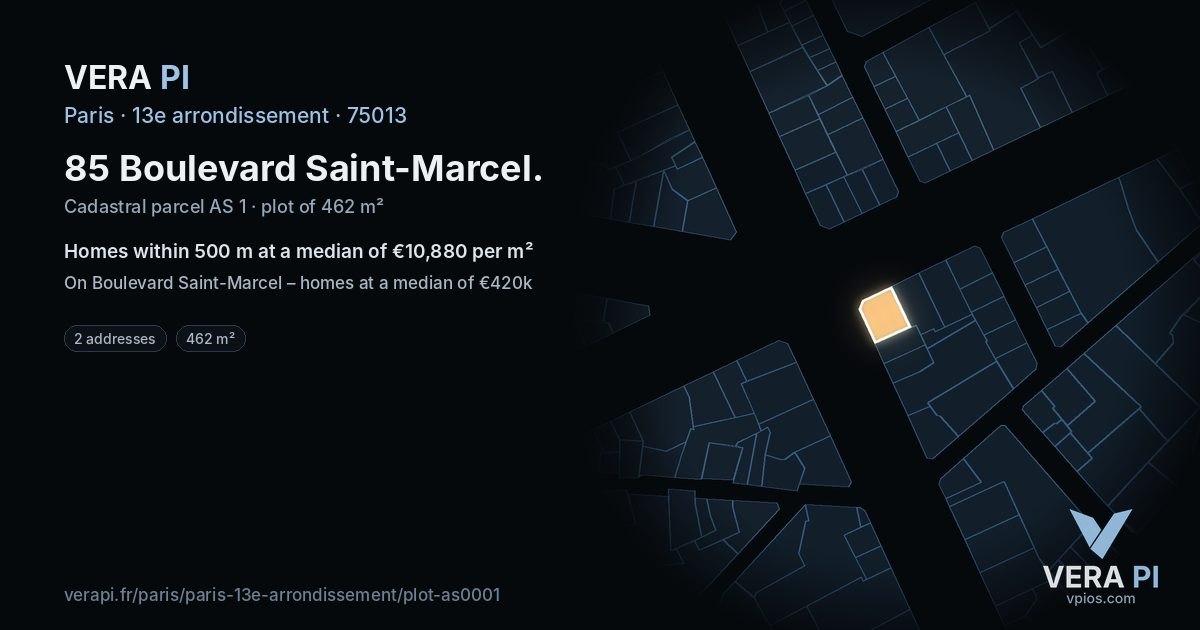 85 Boulevard Saint-Marcel, 13e arrondissement at night – the plot lit, the parcels around coloured by the prices near them