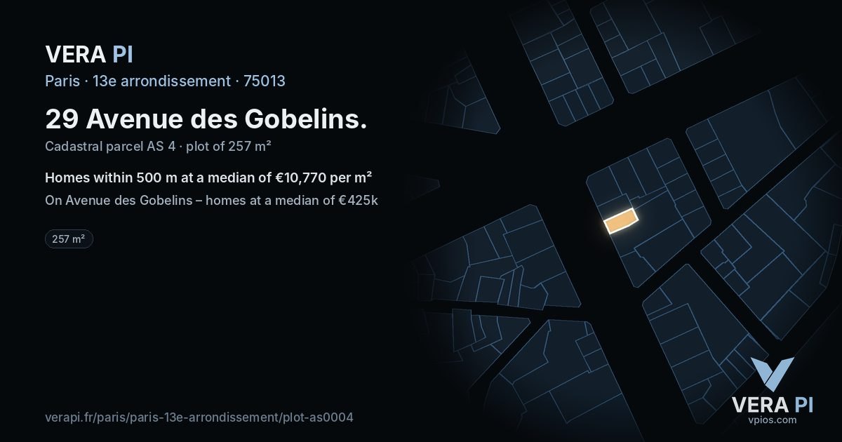 29 Avenue des Gobelins, 13e arrondissement at night – the plot lit, the parcels around coloured by the prices near them