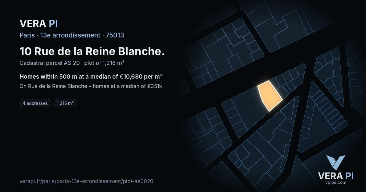 10 Rue de la Reine Blanche, 13e arrondissement at night – the plot lit, the parcels around coloured by the prices near them