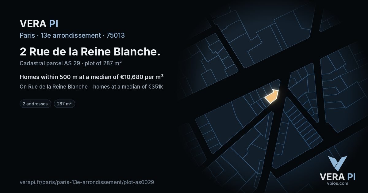 2 Rue de la Reine Blanche, 13e arrondissement at night – the plot lit, the parcels around coloured by the prices near them