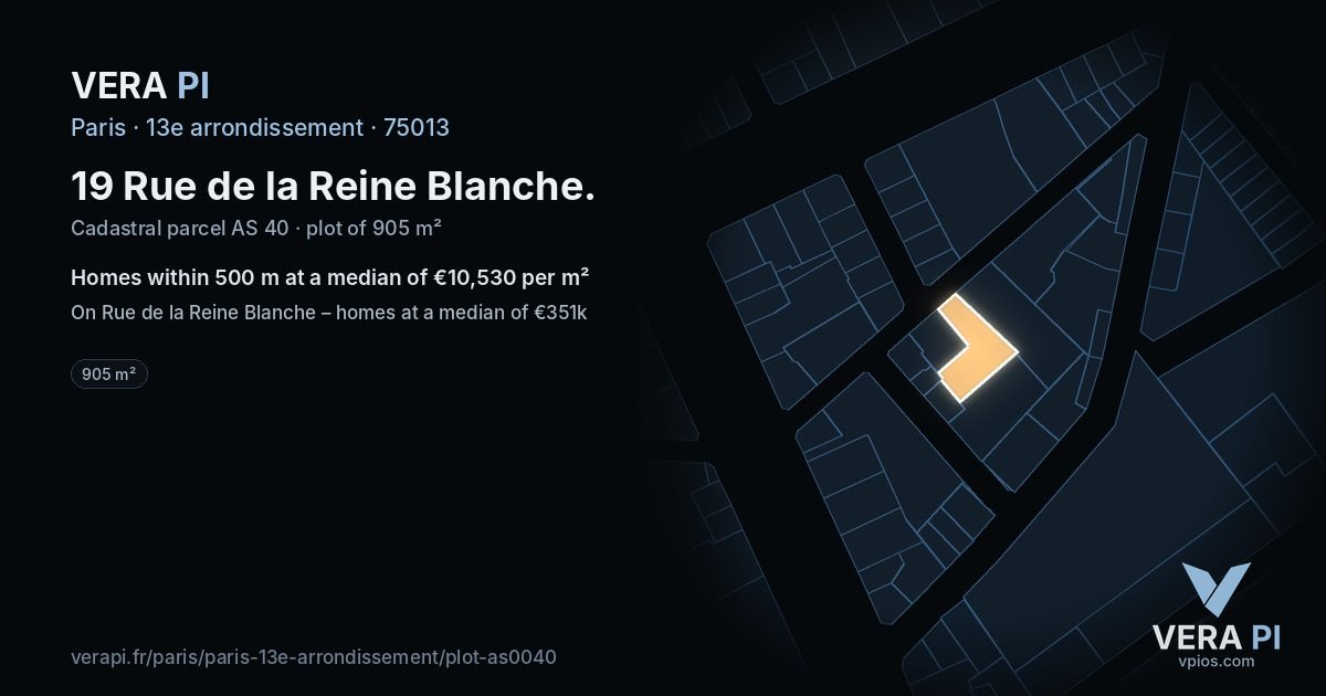 19 Rue de la Reine Blanche, 13e arrondissement at night – the plot lit, the parcels around coloured by the prices near them