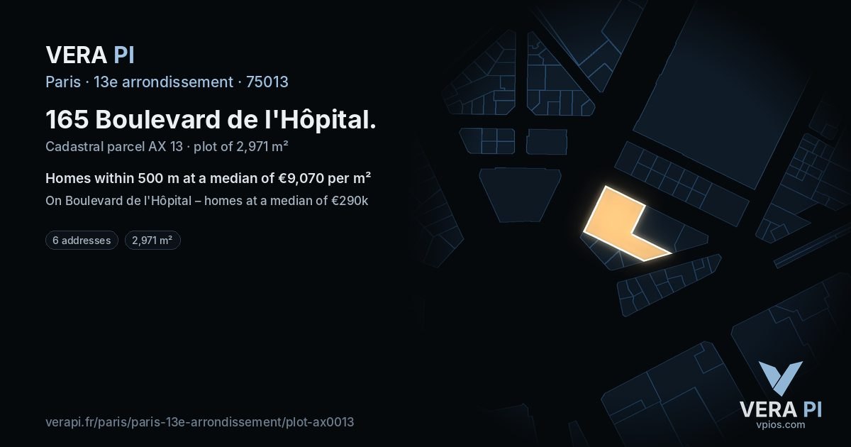 165 Boulevard de l'Hôpital, 13e arrondissement at night – the plot lit, the parcels around coloured by the prices near them