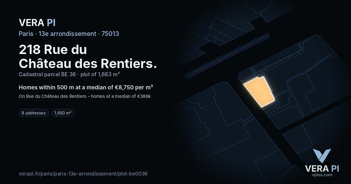 218 Rue du Château des Rentiers, 13e arrondissement at night – the plot lit, the parcels around coloured by the prices near them