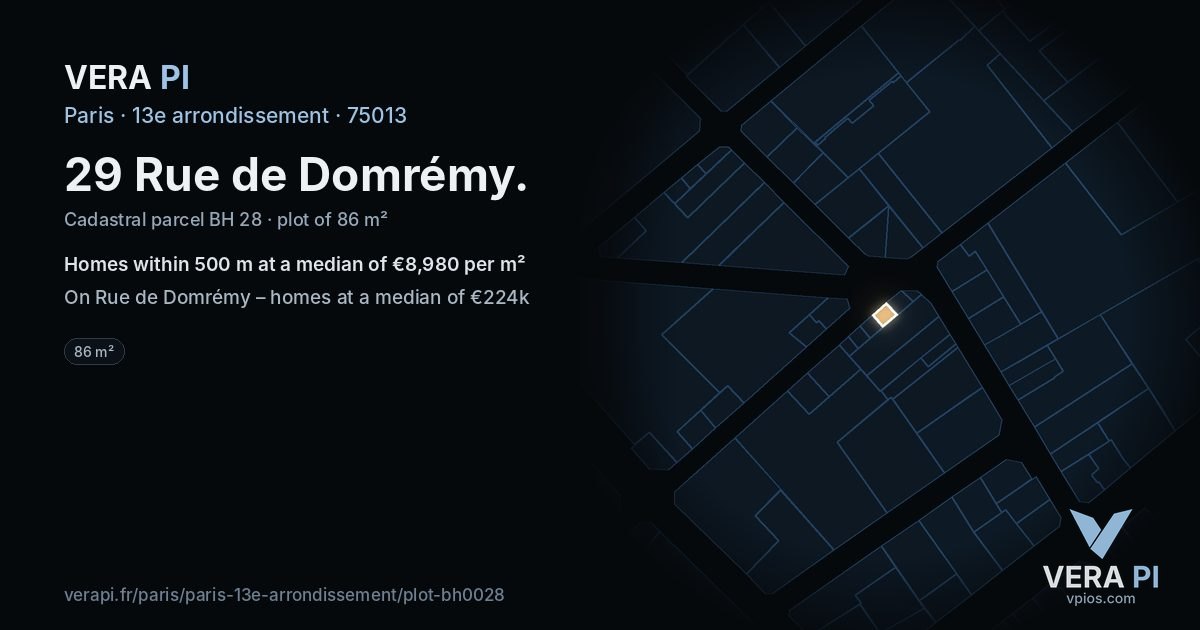 29 Rue de Domrémy, 13e arrondissement at night – the plot lit, the parcels around coloured by the prices near them
